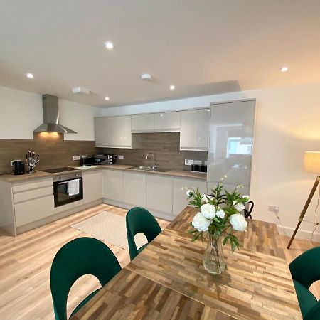 High Street, Stylish City Centre Apartment, 3 Bed 珀斯 外观 照片