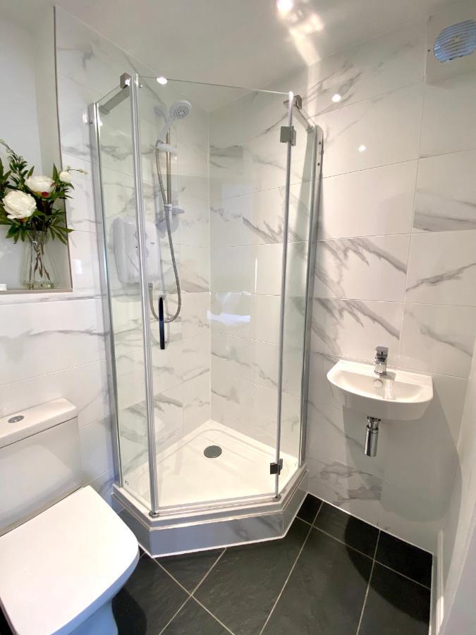 High Street, Stylish City Centre Apartment, 3 Bed 珀斯 外观 照片